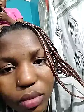 SweetHoney21  online show from November 17, 10:37 pm