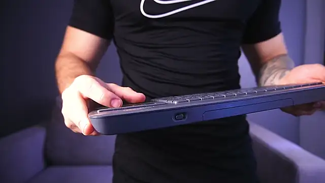 Paul Phoenix online show from December 2, 6:36 pm