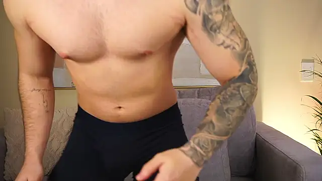 Paul Phoenix online show from March 6, 9:11 pm