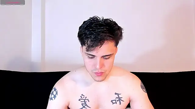 jasonxd9898 online show from November 18, 1:11 am