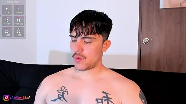 jasonxd9898 online show from April 20, 1:14 pm