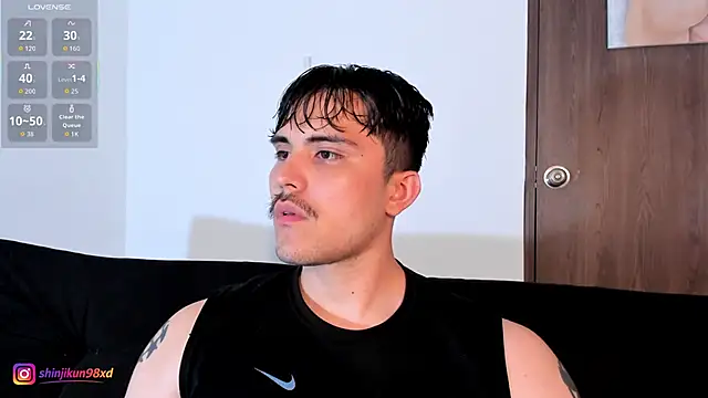 jasonxd9898 online show from April 22, 12:46 am