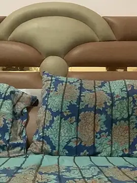 amitsharma7868 online show from April 19, 4:17 pm