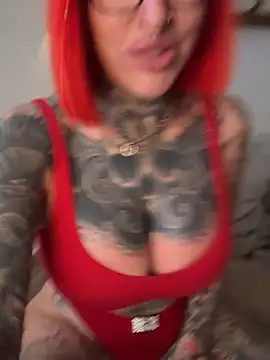 CatCoxx online show from March 29, 5:51 am