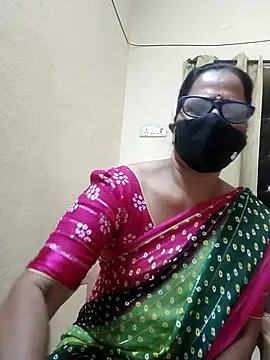 Snapshot of Darshini-Lovely chatting on September 26, 9:35 am Darshini-Lovely online show from September 26, 9:35 am