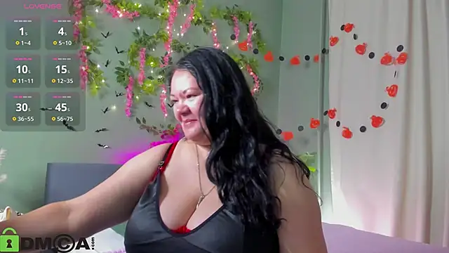 Snapshot of sandra_jackson chatting on November 3, 2:46 am sandra jackson online show from November 3, 2:46 am