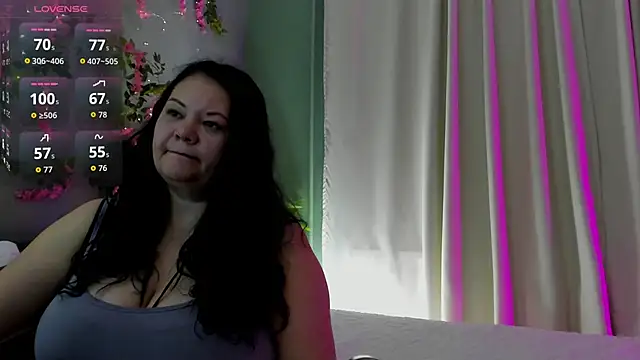 Snapshot of sandra_jackson chatting on November 14, 2:54 am sandra jackson online show from November 14, 2:54 am