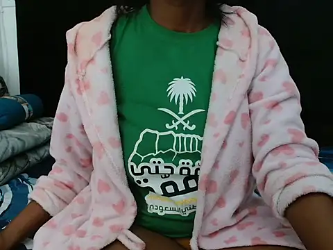 Snapshot of CreamySexyPussy chatting on October 12, 5:06 am CreamySexyPussy online show from October 12, 5:06 am