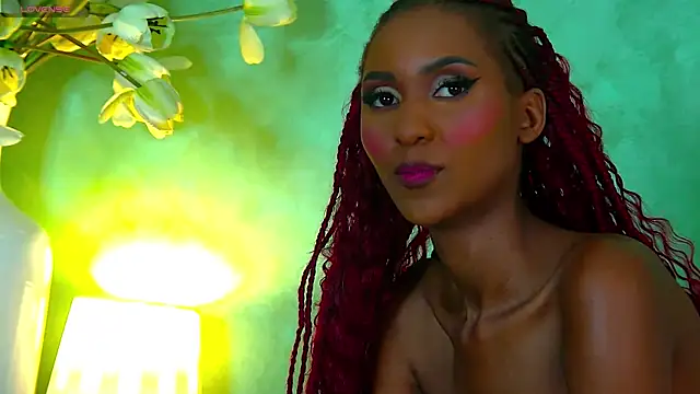 Snapshot of Izzie_Sugar chatting on September 21, 7:48 pm Izzie Sugar online show from September 21, 7:48 pm