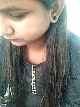 Kavya Rathore online show from November 30, 5:00 am