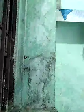 poojam93 online show from September 11, 1:39 am