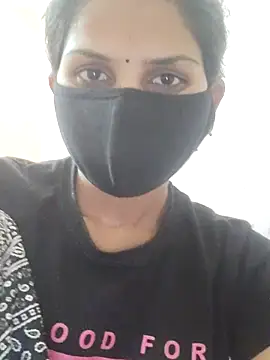 poojam93 online show from February 6, 5:01 am