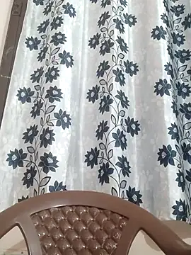 poojam93 online show from April 6, 1:25 am