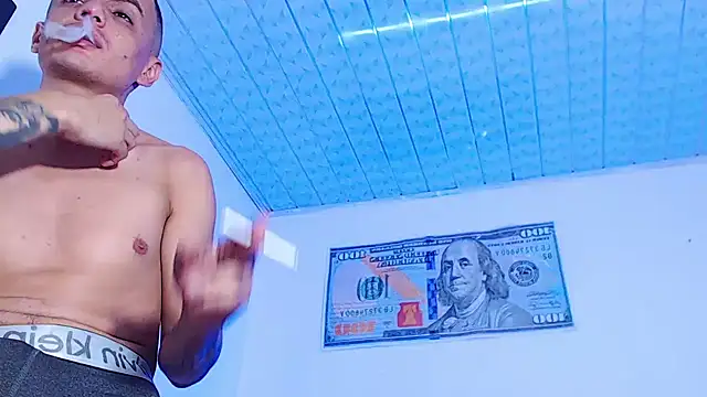 pitersonntt online show from April 23, 6:58 am