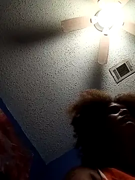 sarahkat86 online show from October 18, 11:33 am