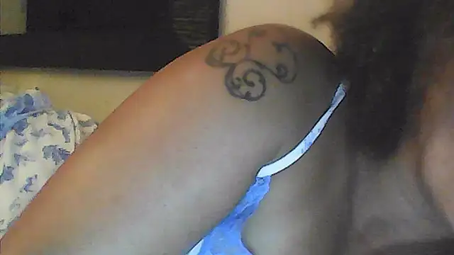 sarahkat86 online show from January 8, 2:03 am