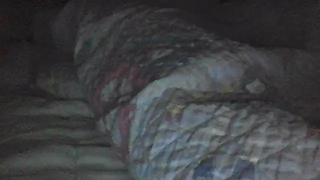 Snapshot of sarahkat86 chatting on April 28, 2:27 am sarahkat86 online show from April 28, 2:27 am