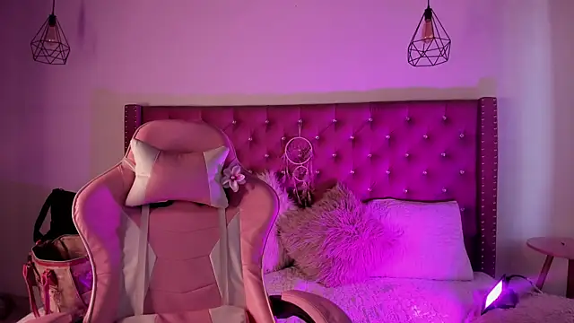 Snapshot of Jade_rey_ chatting on September 25, 8:34 pm Jade rey online show from September 25, 8:34 pm