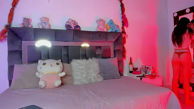 Jade rey  online show from January 8, 3:20 am