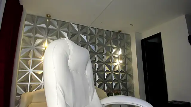 hellen tease online show from December 18, 12:55 pm