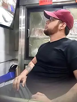 Snapshot of Catire10_ chatting on October 8, 1:31 pm Catire10 online show from October 8, 1:31 pm