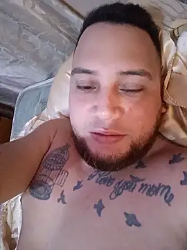 Snapshot of Catire10_ chatting on February 4, 8:14 pm Catire10 online show from February 4, 8:14 pm