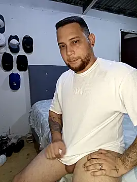 Catire10  online show from April 24, 5:21 am