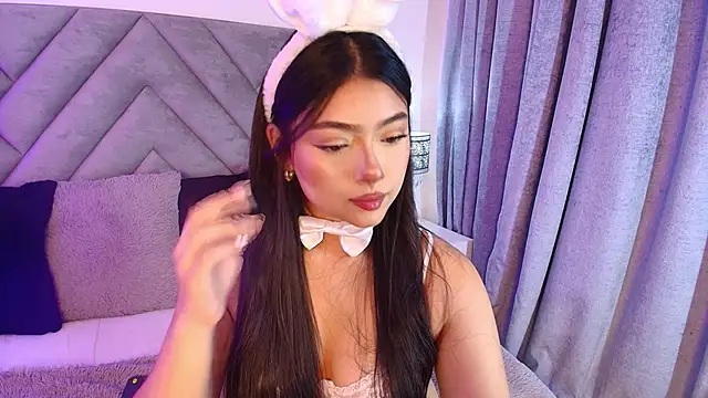 Snapshot of sara_owens7 chatting on October 28, 1:53 am sara owens7 online show from October 28, 1:53 am