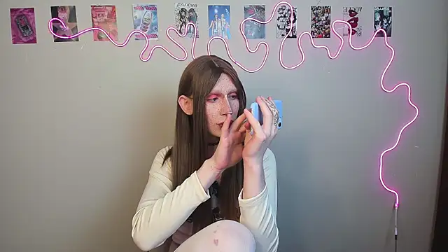 yoi mika online show from November 28, 11:07 pm