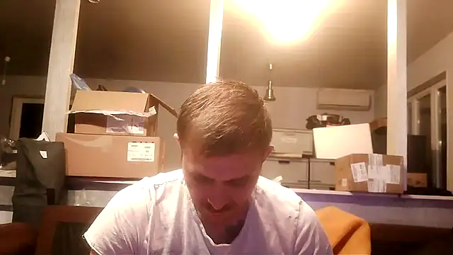 Snapshot of Bikerhot883hd chatting on October 3, 7:33 pm Bikerhot883hd online show from October 3, 7:33 pm