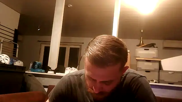 Snapshot of Bikerhot883hd chatting on November 15, 2:09 am Bikerhot883hd online show from November 15, 2:09 am