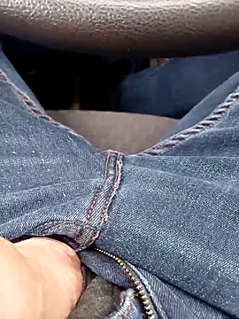 Micki2 online show from December 5, 1:52 pm