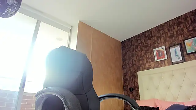 sweet  vanessa1 online show from March 11, 7:42 pm