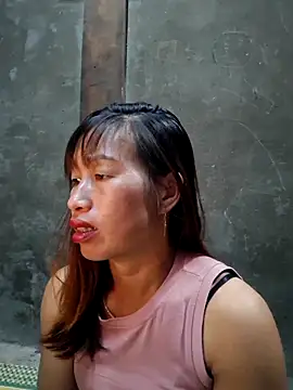 Snapshot of ngocngoc_cute chatting on October 9, 1:09 pm ngocngoc cute online show from October 9, 1:09 pm