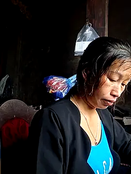 Snapshot of ngocngoc_cute chatting on November 9, 2:32 am ngocngoc cute online show from November 9, 2:32 am