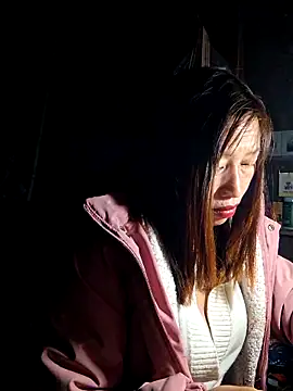 Snapshot of ngocngoc_cute chatting on December 3, 12:14 pm ngocngoc cute online show from December 3, 12:14 pm