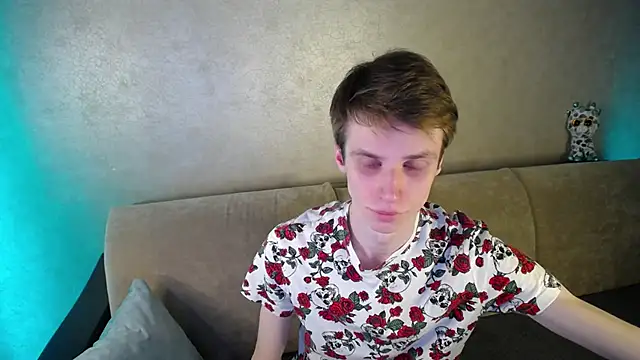 yes cute boy  online show from March 9, 9:30 pm