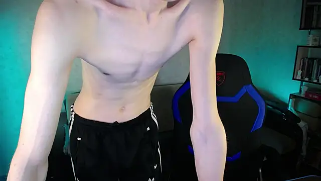 Snapshot of yes_cute_boy_ chatting on April 5, 1:08 pm yes cute boy online show from April 5, 1:08 pm