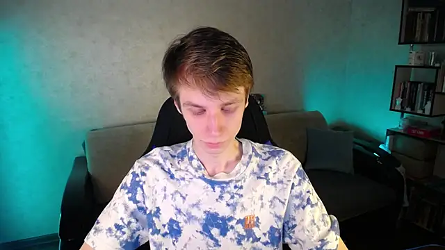 Snapshot of yes_cute_boy_ chatting on April 8, 6:57 am yes cute boy online show from April 8, 6:57 am