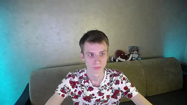 Snapshot of yes_cute_boy_ chatting on May 26, 12:39 am yes cute boy online show from May 26, 12:39 am