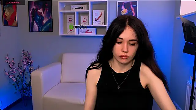 Snapshot of riley_sanders chatting on September 20, 9:10 am riley sanders online show from September 20, 9:10 am