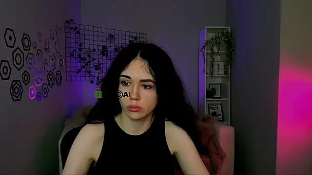 Snapshot of riley_sanders chatting on October 8, 7:11 pm riley sanders online show from October 8, 7:11 pm