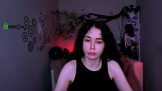 Snapshot of riley_sanders chatting on October 28, 10:19 am riley sanders online show from October 28, 10:19 am