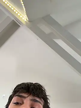 Gipsyboysteve online show from April 6, 11:11 am