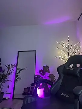 Snapshot of HATSUNE__ chatting on December 14, 8:24 pm HATSUNE online show from December 14, 8:24 pm