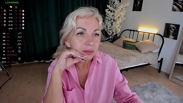 LiliaMoons online show from September 9, 11:21 am