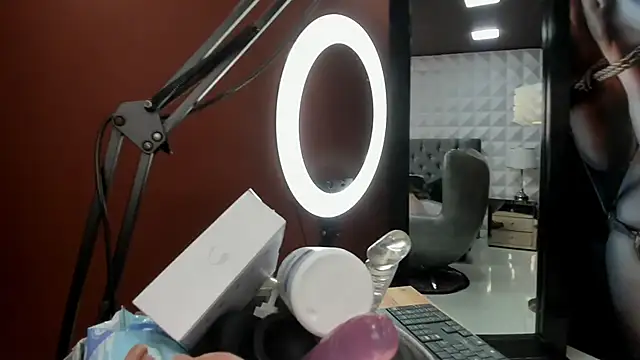 miss   salome online show from October 28, 11:03 am