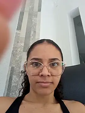 Britany Sweety online show from September 29, 6:13 pm