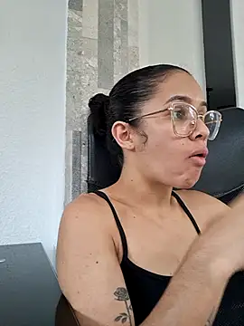 Britany Sweety online show from September 30, 5:40 pm