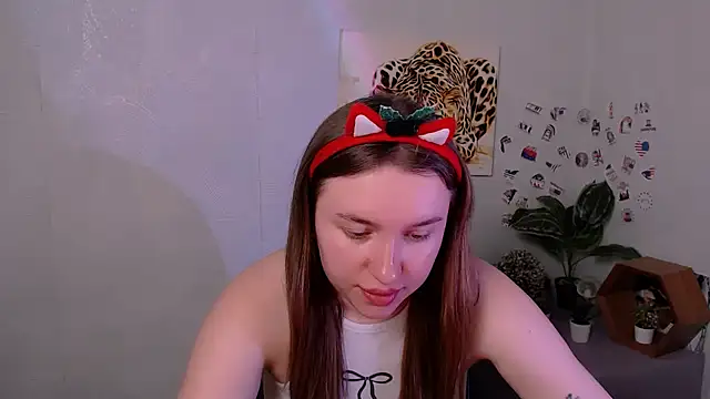 JuliaTopp  online show from February 14, 6:54 am